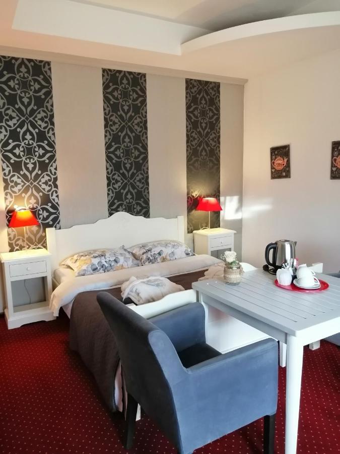 Bizant Boutique Hotel Bacău Eksteriør billede